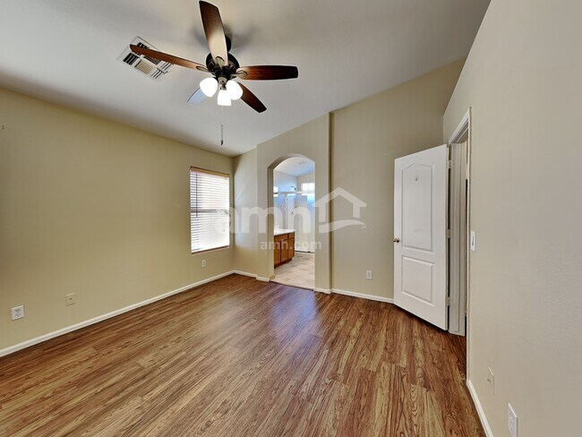 Building Photo - 11454 E Persimmon Ave