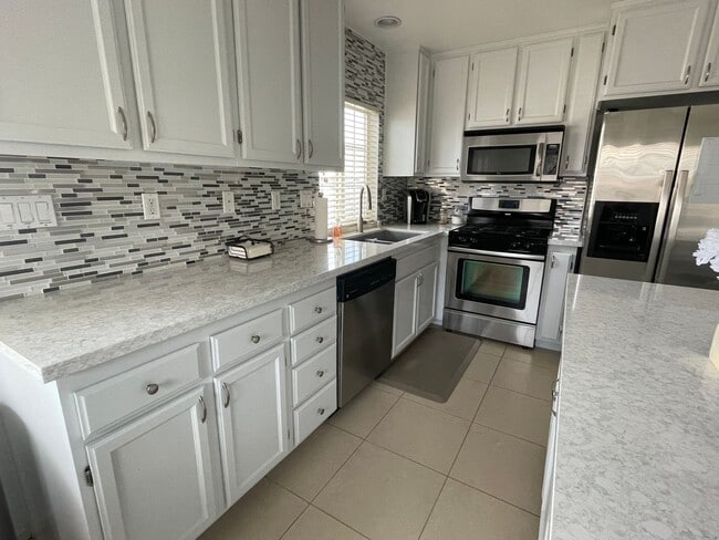 Building Photo - Furnished 2 Bedroom Condo in Otay Ranch