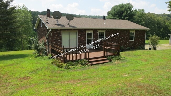 Building Photo - 511 Upper Service Rd