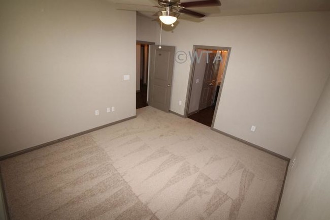 Building Photo - 2 bedroom in LEANDER TX 78641