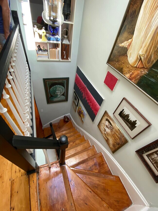 Building Photo - 52 E Springfield St