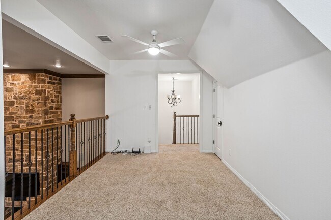 Building Photo - 3744 W Biddison St