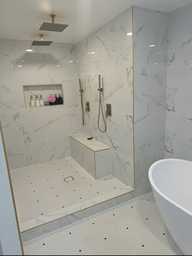 Building Photo - 6437 Dawn Dr