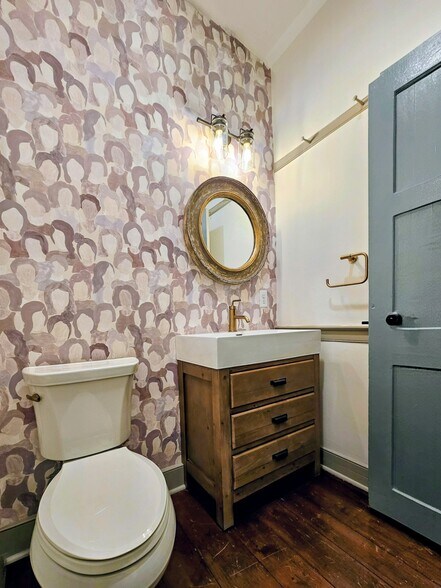 Building Photo - 105 S Windy Mansion Rd