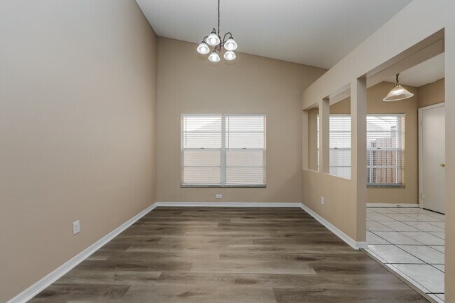 Building Photo - 1724 Elk Spring Dr