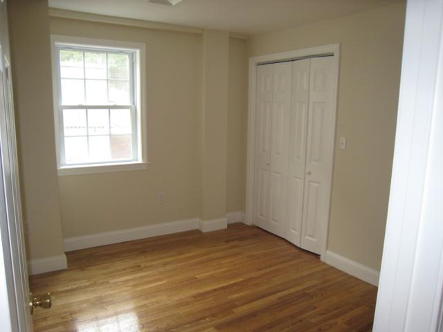 Building Photo - 59 Day St