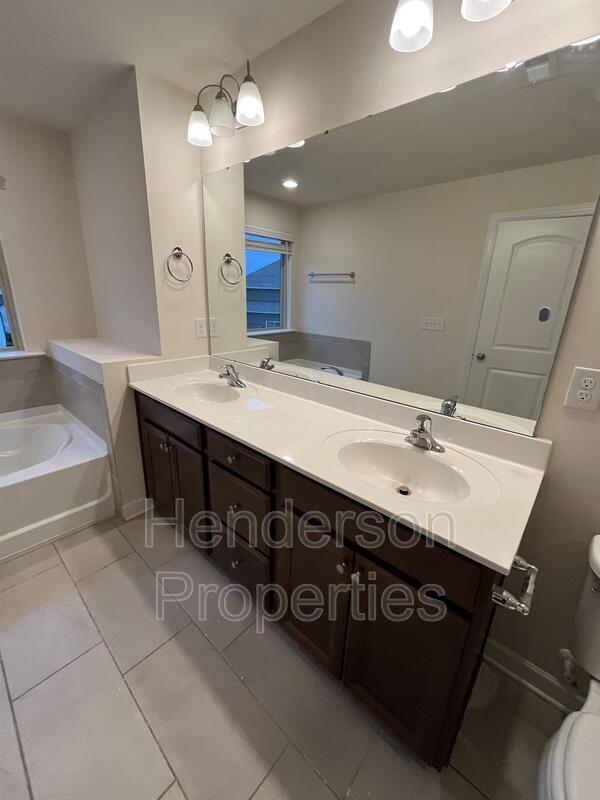 Building Photo - 9254 Glenburn Ln