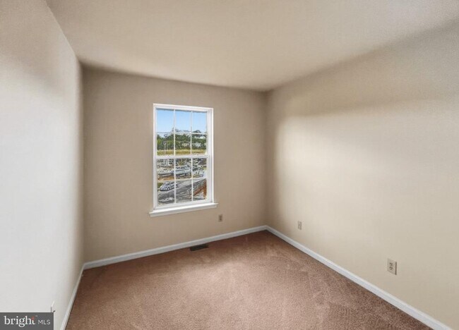 Building Photo - 3607 Harbor Rd