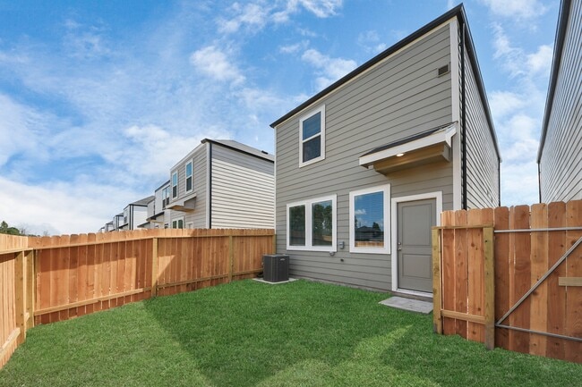Building Photo - 1006 Moon Drop Ln