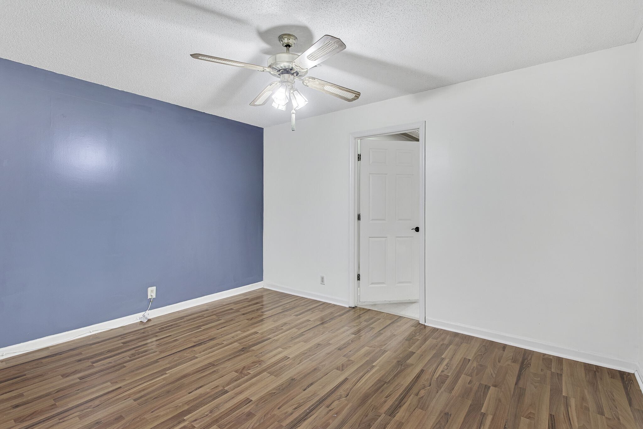 Building Photo - 816 Beazer Ln