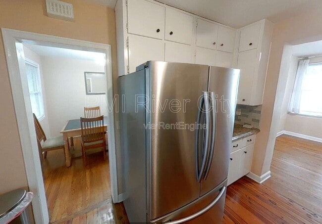 Building Photo - 1543 Peachtree Cir N