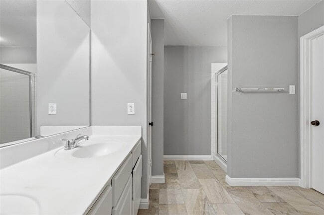 Building Photo - 1715 Ruthie Run