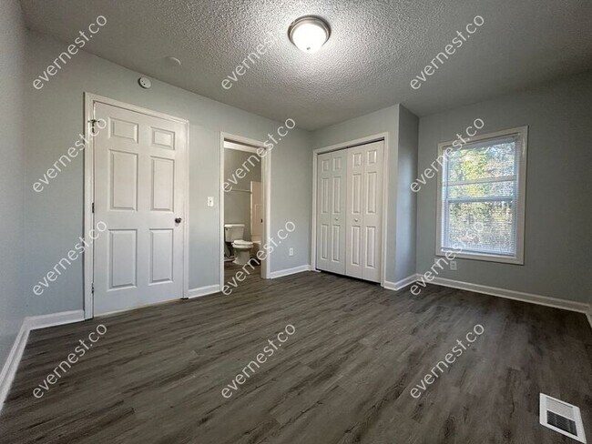 Building Photo - 1214 Bolton Rd NW