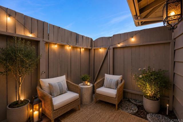 Building Photo - 115 Delicias Ct
