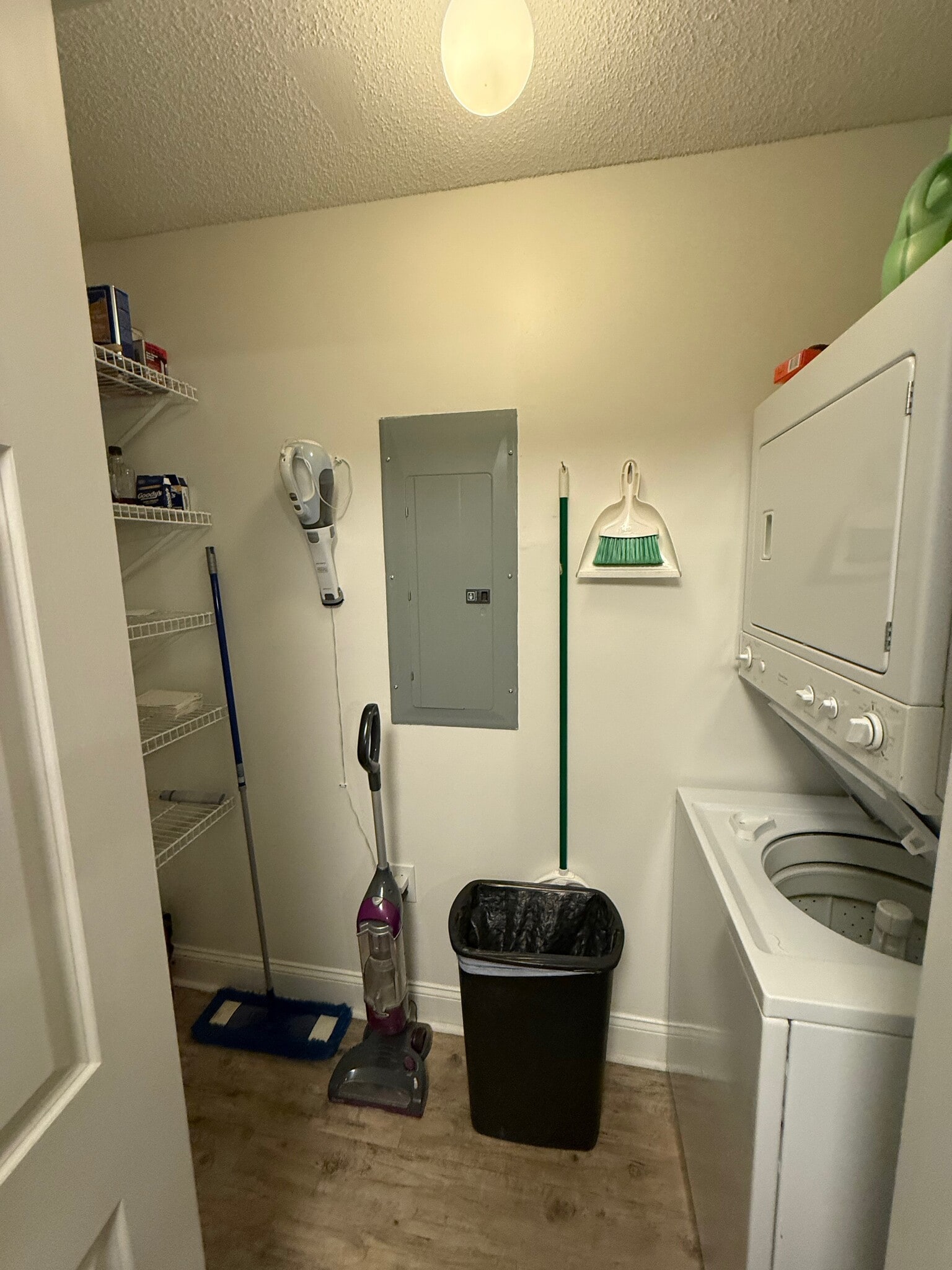 Pantry and laundry - 10 E Washington St