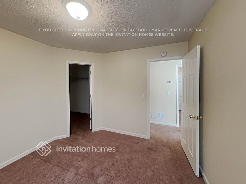 Building Photo - 256 Richards Way