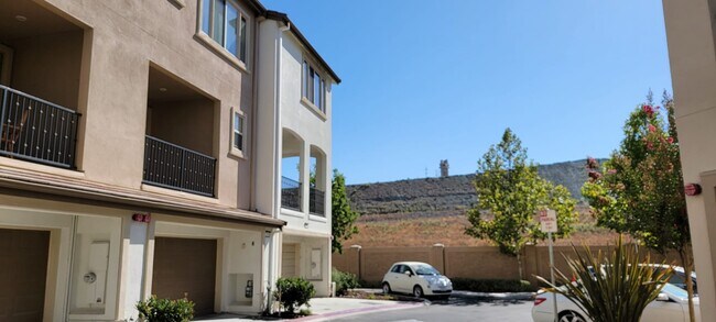 Building Photo - 2749 Ferrara Cir