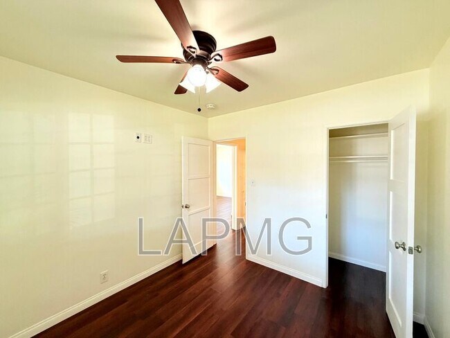 Building Photo - 17535-17537 Baltar Street