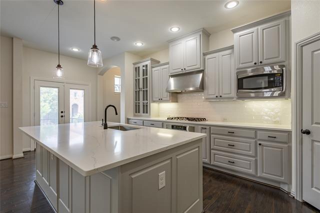 Building Photo - 6685 Escena Blvd