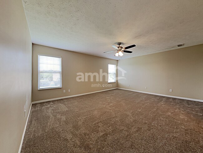 Building Photo - 316 Stewart Springs Dr