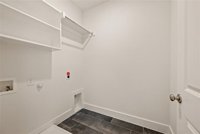 Building Photo - 9613 Dahlia Blvd