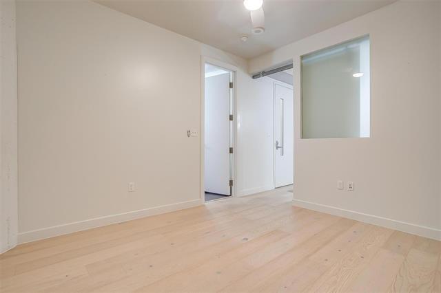 Building Photo - 2600 W 7th St