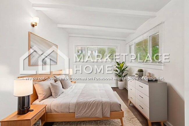 Building Photo - 2996 Palm Dr