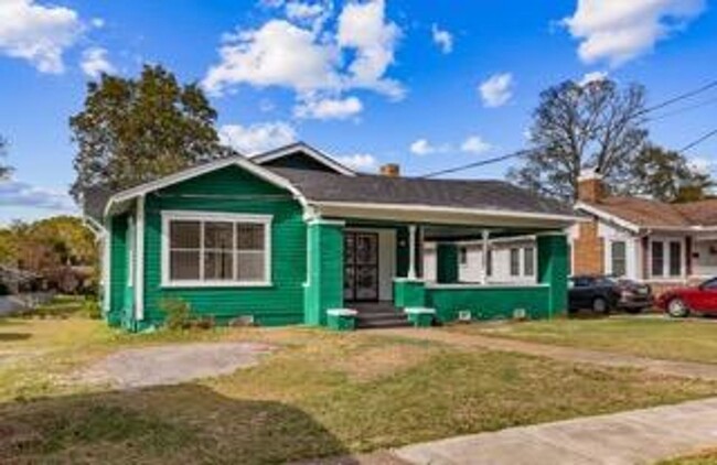 Building Photo - Cozy and Newly Renovated 3 Bedroom 1 Bath ...