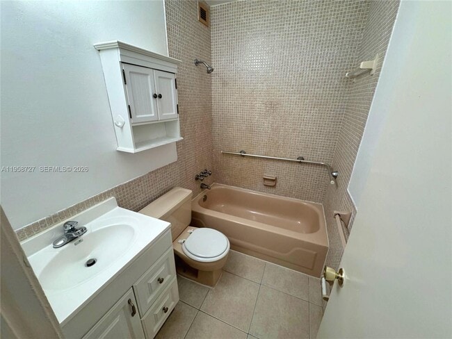 Building Photo - 2060 NW 48th Terrace