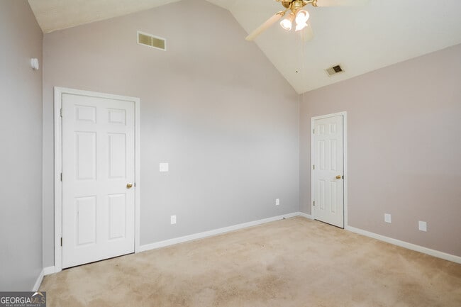Building Photo - 315 Berkshire Dr