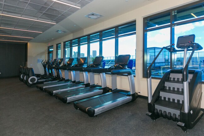 Building Photo - 1391 Kapiolani Blvd