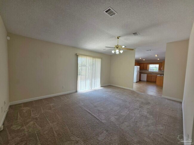 Building Photo - 720 Buoy Dr