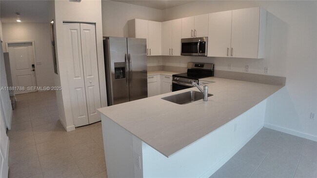 Building Photo - 35761 SW 178th Ct