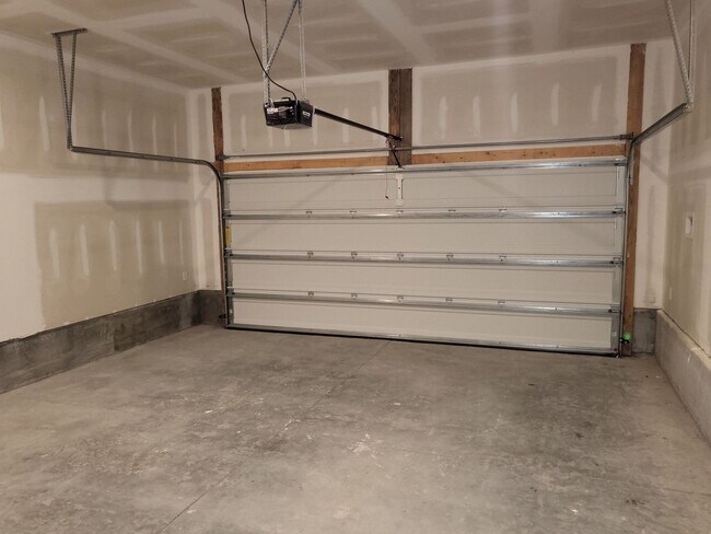 Building Photo - Watergrass in Richmond Hill