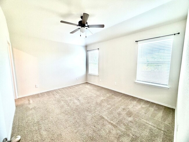 Building Photo - 4042 Bay Leaf Lp