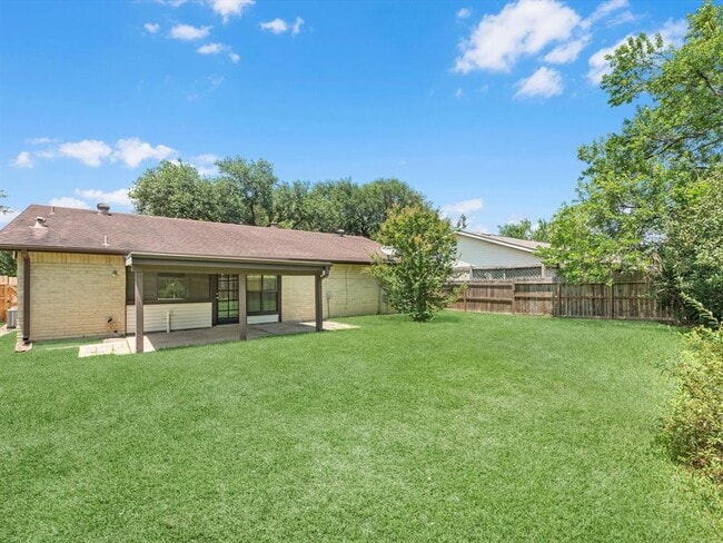 Building Photo - 16811 Grouse Moor Dr
