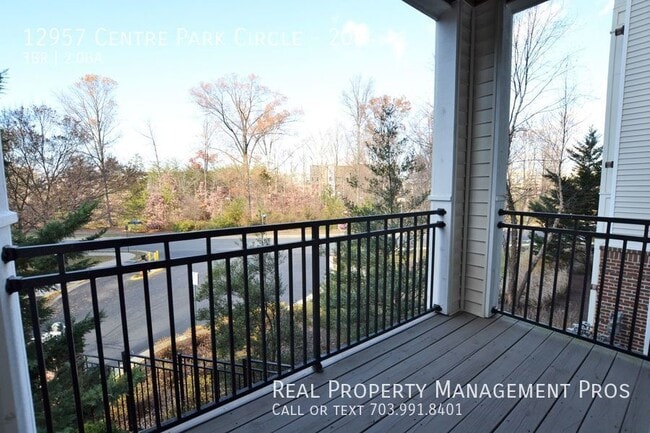 Building Photo - 12957 Centre Park Cir