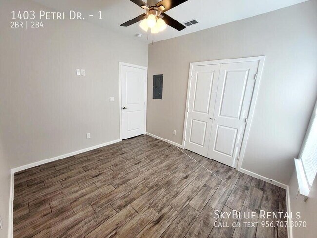 Building Photo - 1403 Petri Dr