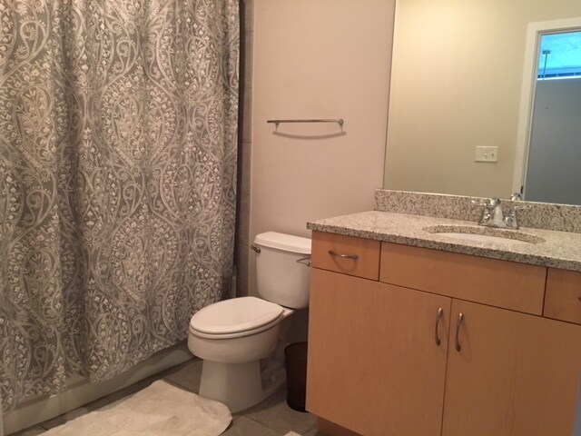 Building Photo - 400 W Peachtree St NW