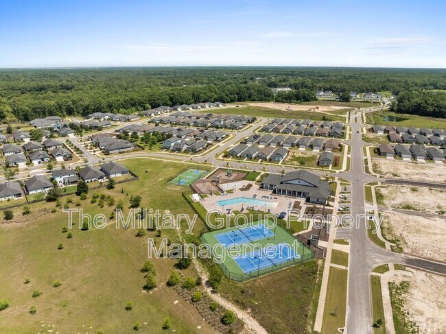 Building Photo - 6901 SW Lugano Ct