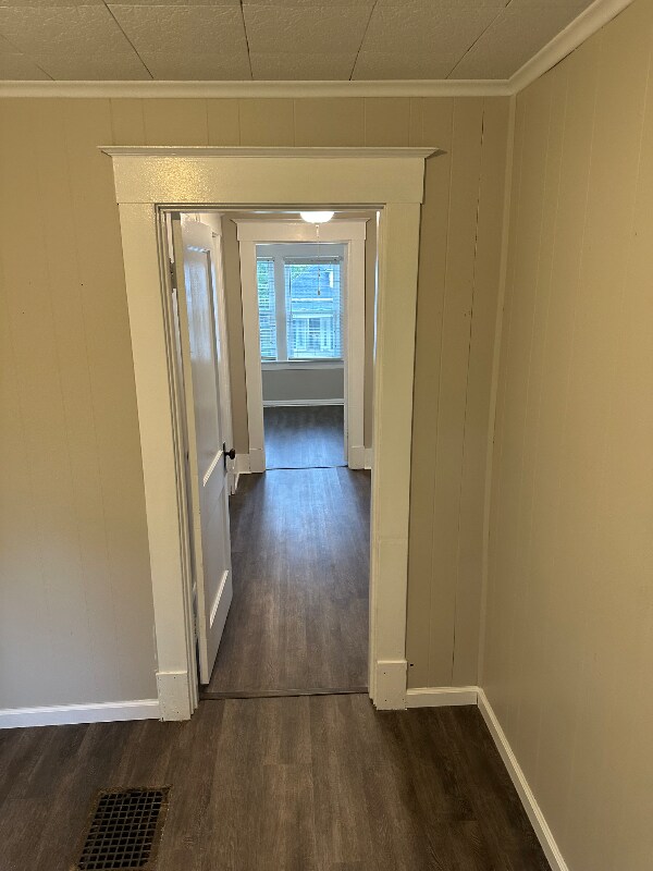 Building Photo - 303 S Alta Ave