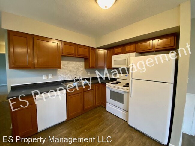 Building Photo - 4 br, 2 bath House - 2701 Morning Star Dr.