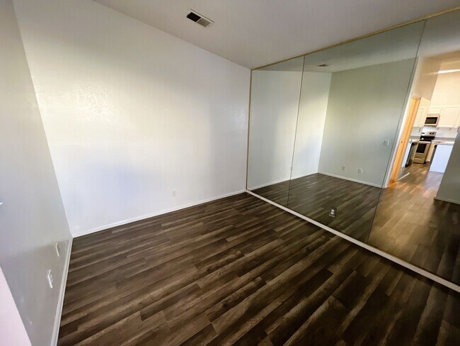 Building Photo - Studio Apartment in the Sable Cove Condomi...