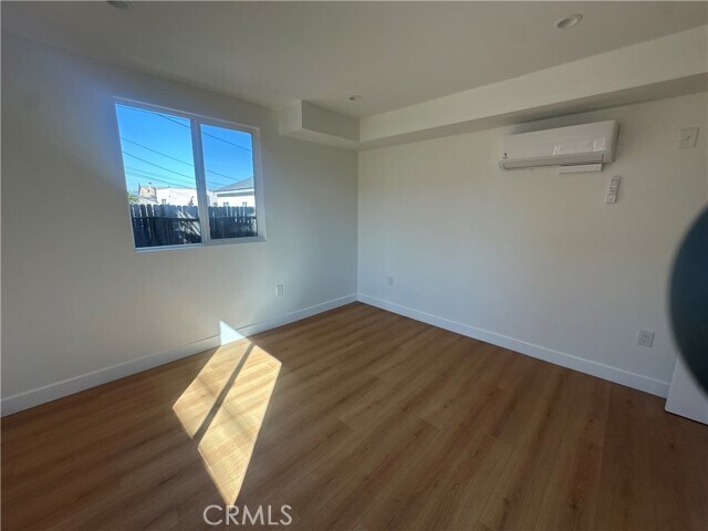 Building Photo - 8727 Dalton Ave