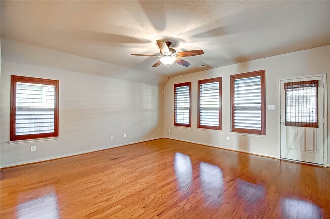Building Photo - 15822 Eldora Springs Ct