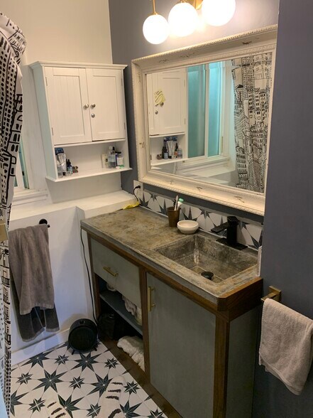 Building Photo - 6215 Monterey Rd