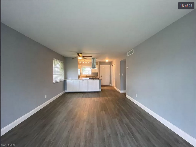Building Photo - 2203 Gladiola Dr
