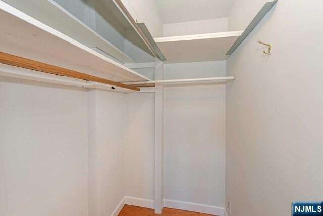 Building Photo - 285 Aycrigg Ave