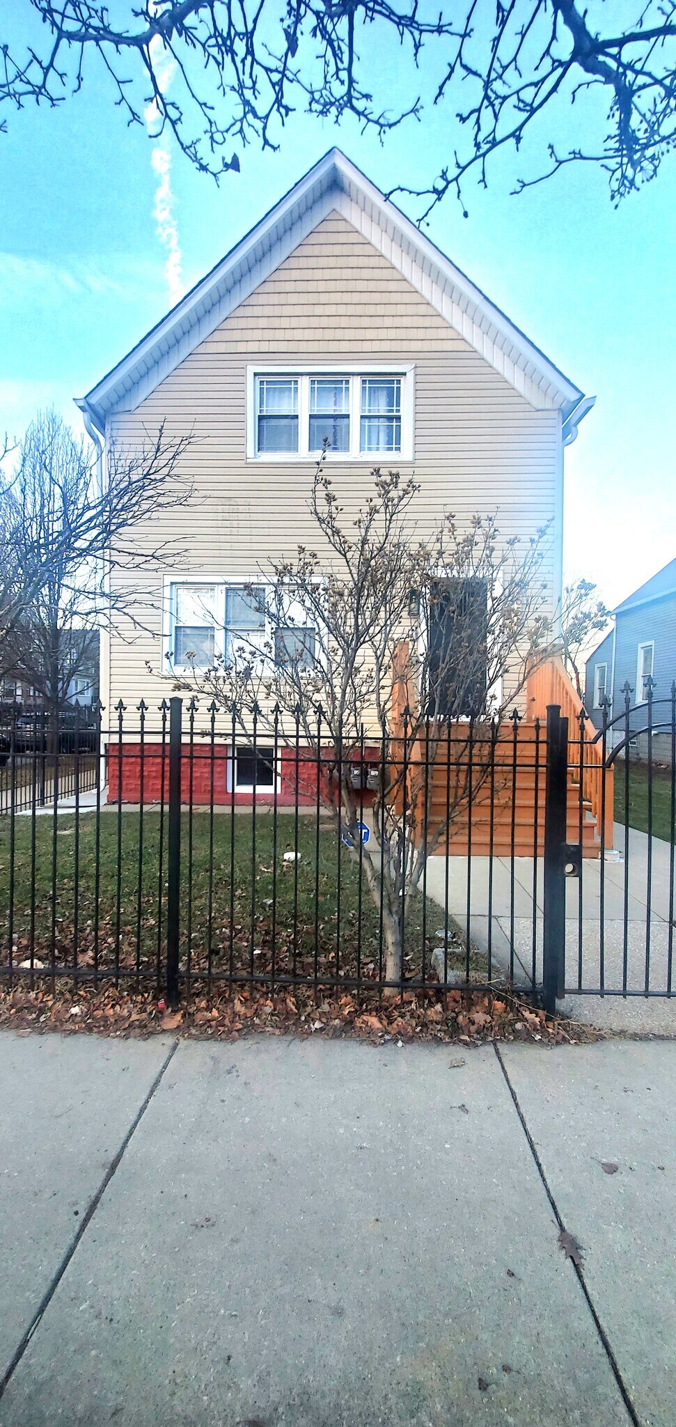 Building Photo - 3658 W Cortland St