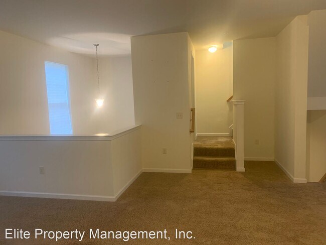Building Photo - 3 br, 2.5 bath House - 545 Marion Rd